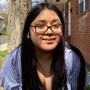 Meet your Posher, Olivia